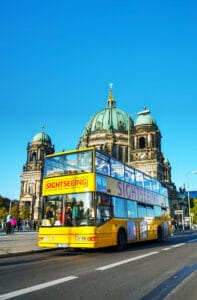 כמה עולה אוטובוס תיירים בברלין