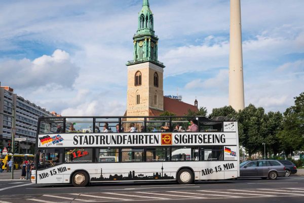 אוטובוס תיירים בברלין